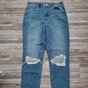 American Eagle highest rise mom jean